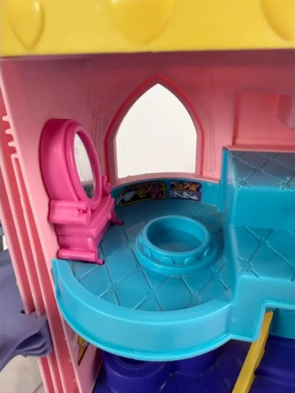Vintage Fisher Price Little People Disney Princess Songs Palace‎ Musical Castle